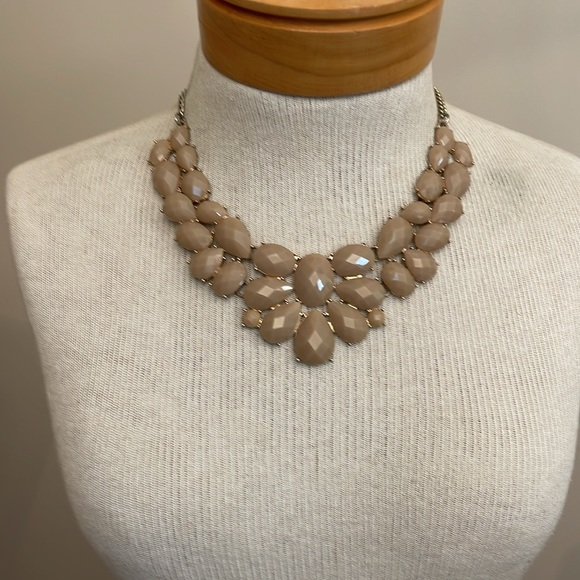 Boutique Style Taupe - Tan Gem Statement Necklace - Picture 14 of 16